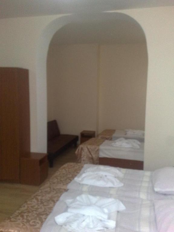 Noah's Ark B&B Tbilisi Ruang foto